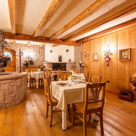 Appartamento Le Colonne - Relais Villa Quercia Tassullo Eksteriør bilde