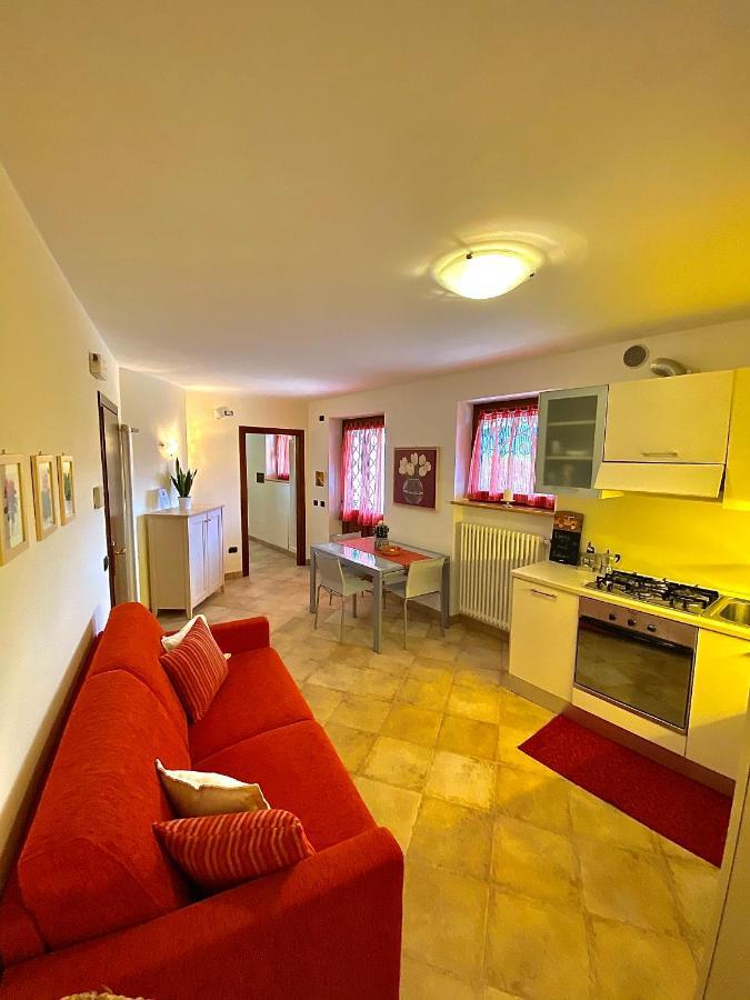 Appartamento Le Colonne - Relais Villa Quercia Tassullo Eksteriør bilde