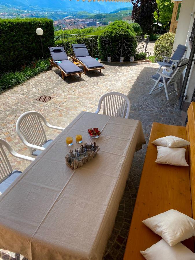 Appartamento Le Colonne - Relais Villa Quercia Tassullo Eksteriør bilde